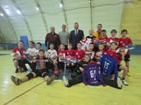 Вручение формы юным хоккеистам  - Брозовский Вячеслав Пиусович, Депутат Законодательного Собрания Свердловской области